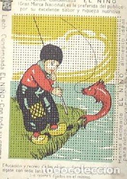 Coleccionismo cromos antiguos: CROMO/TARJETA PARA BORDAR. N&ordm; 11. NI&Ntilde;O PESCANDO. REGALO DE LECHE CONDENSADA EL NI&Ntilde;O, SIN FECHA.
