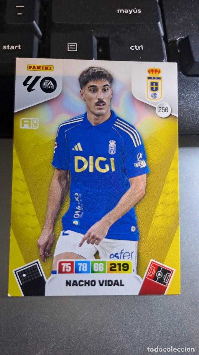 Collectionnisme Cartes &agrave; collectionner anciennes: ADRENALYN XL NACHO VIDAL 256 OVIEDO CROMO LIGA 2025 2026 25 26 PANINI