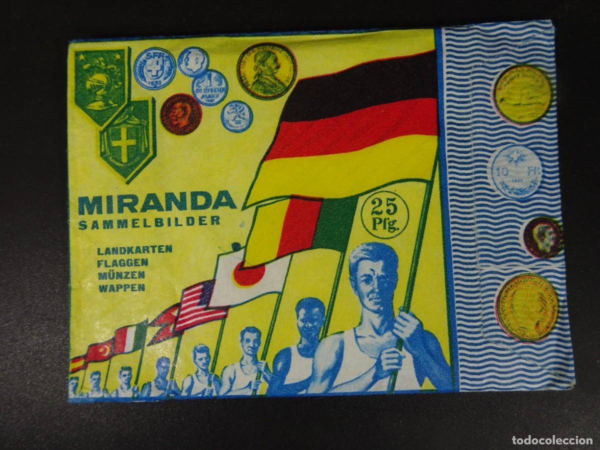 Coleccionismo cromos antiguos: ANTIGUO SOBRE DE CROMOS MIRANDA SAMMELBILDER BANDERAS Y MONEDAS, SIN ABRIR, VER FOTOS