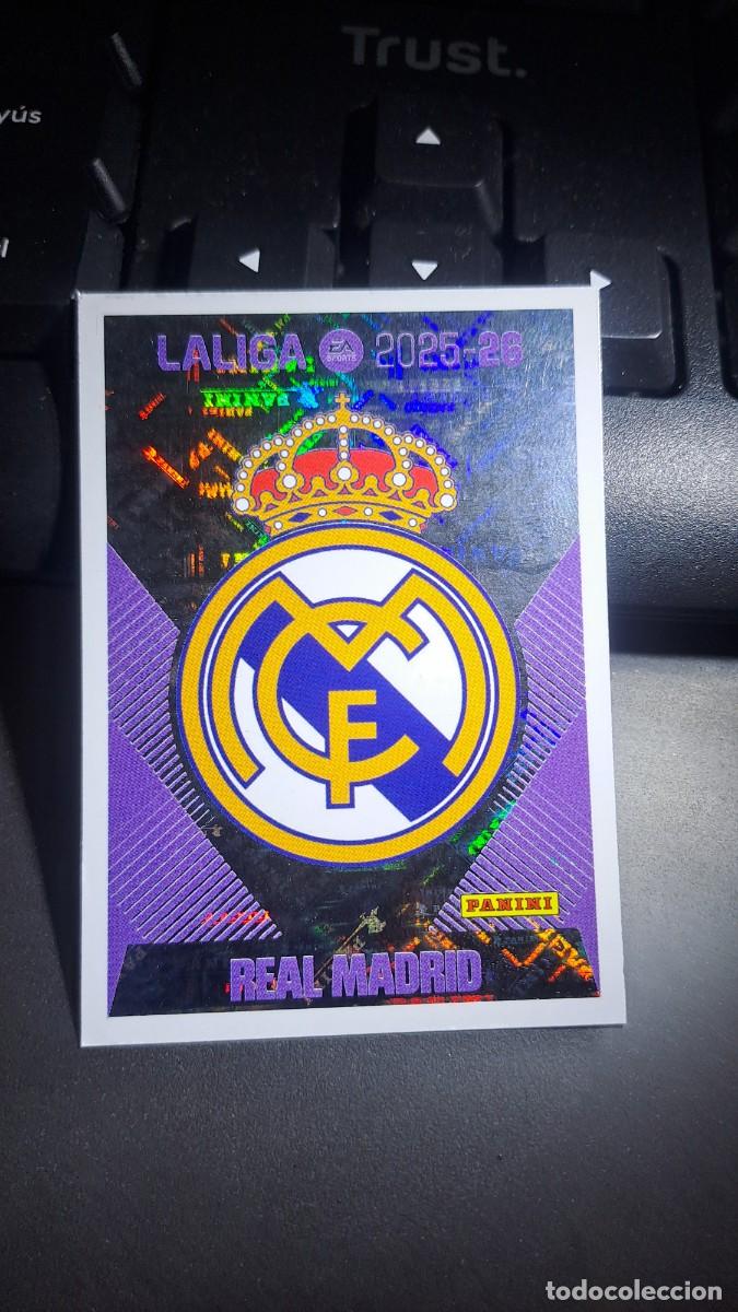 Coleccionismo cromos antiguos: CROMO ESCUDO REAL MADRID 1 LIGA 2025 2026 25 26 ESTE PANINI NUNCA PEGADO