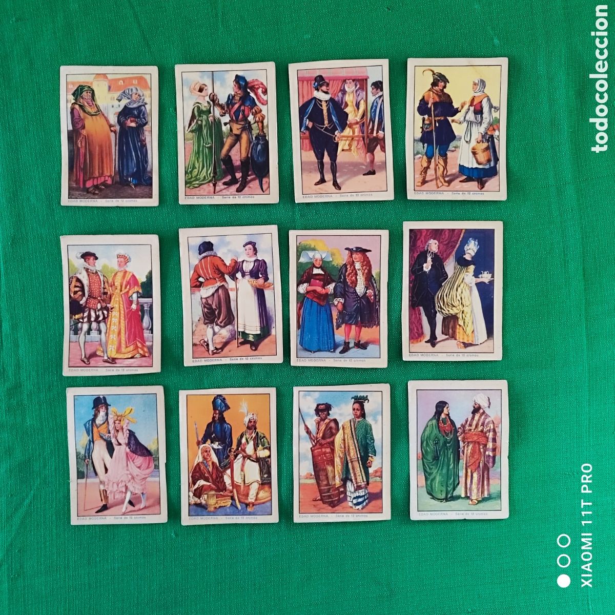 Coleccionismo cromos antiguos: Colecci&oacute;n de 12 cromos completa, Edad moderna, el traje a trav&eacute;s de los siglos.
