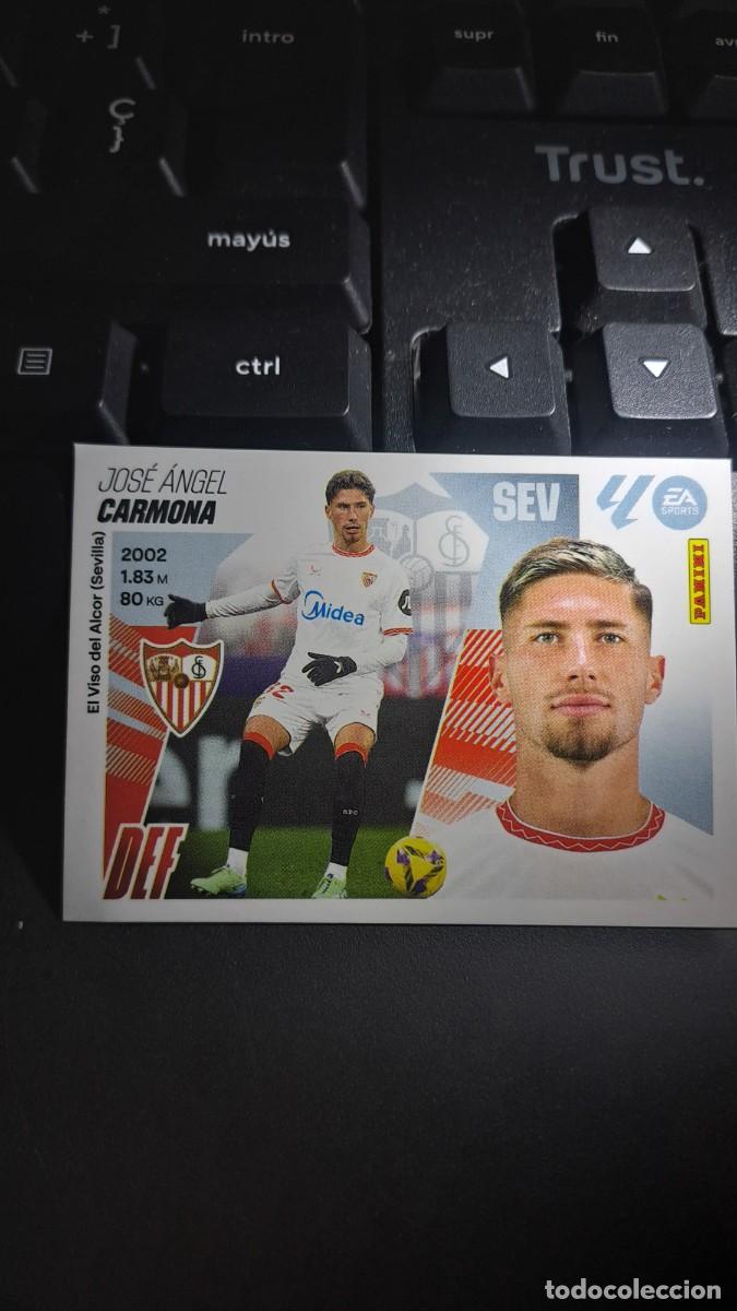 Coleccionismo cromos antiguos: CROMO CARMONA 5 SEVILLA LIGA 2025 2026 25 26 ESTE PANINI NUNCA PEGADO