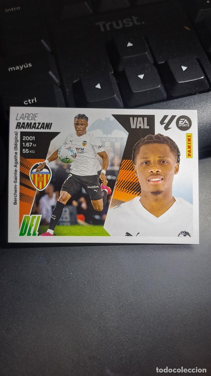 Coleccionismo cromos antiguos: CROMO RAMAZANI FICHAJE 63 ULTIMOS FICHAJES 63 VALENCIA LIGA 2025 2026 25 26 ESTE PANINI NUNCA PEGADO