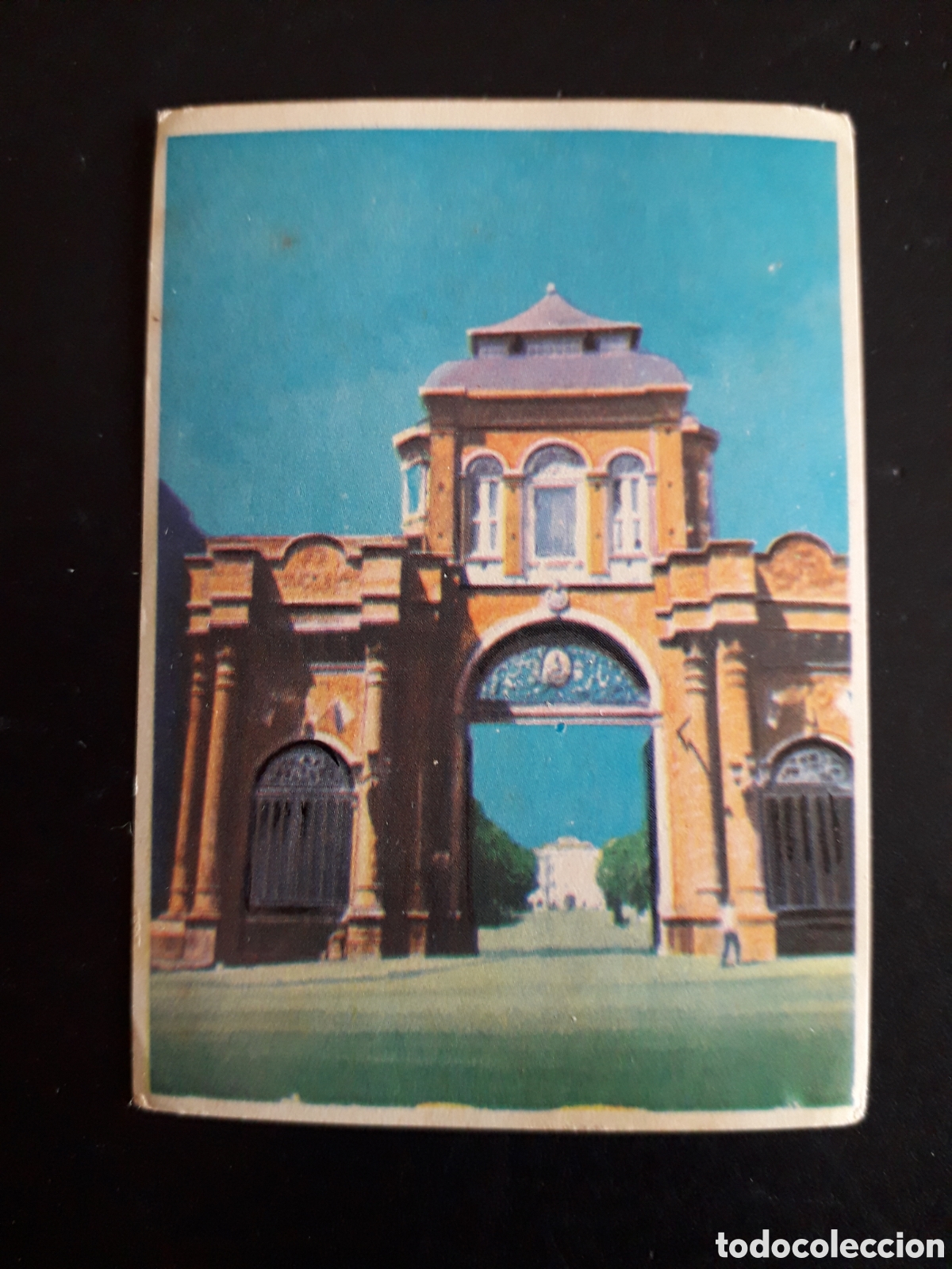 Collezionismo Figurine antiche: PUERTA IMPERIAL, TEHER&Aacute;N IR&Aacute;N, LA VUELTA AL MUNDO CON BIMBO 1966 N&deg; 165 SIN PEGAR, PEDIDO M&Iacute;NIMO 3&euro;