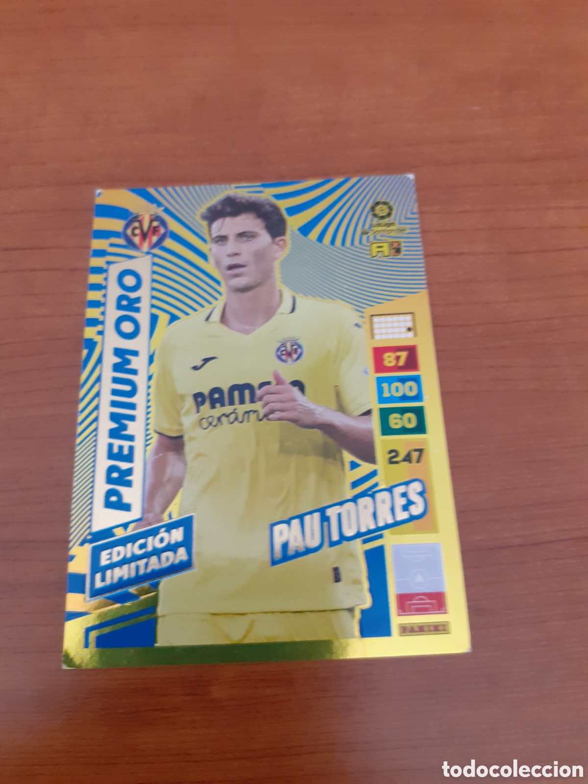 Coleccionismo cromos antiguos: PANINI ADRENALYN PREMIUM ORO EDIC LIMITADA PAU TORRES 2022 2023