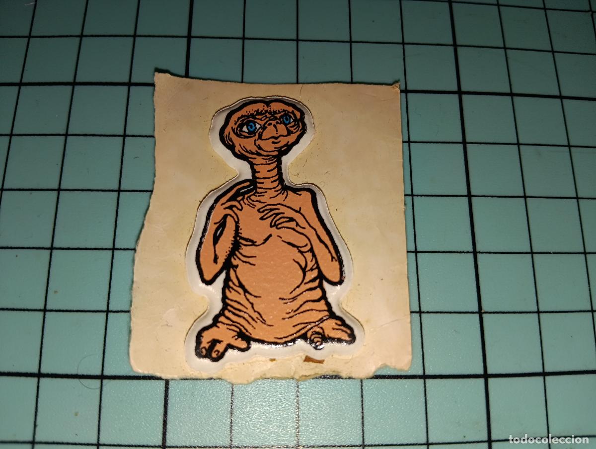 Coleccionismo cromos antiguos: Antigua pegatina troquelada E.T el Extraterrestre