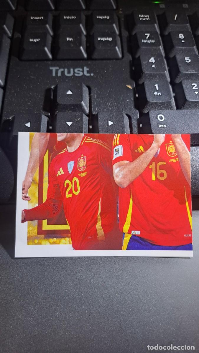 Coleccionismo cromos antiguos: CROMO ALINEACION MOSAICO 63 ESPA&Ntilde;A 2026 26 MUNDIAL SELECCION ESPA&Ntilde;OLA CARREFOUR PANINI NUNCA PEGADO