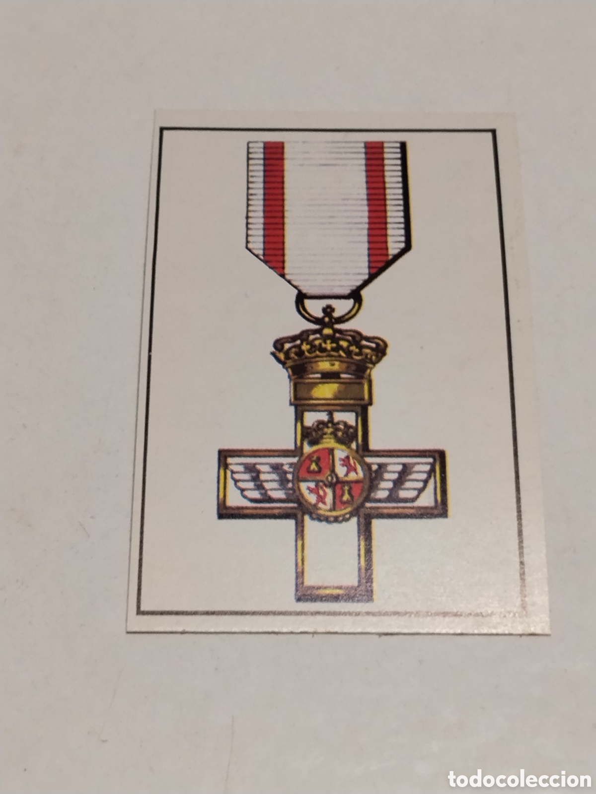 Coleccionismo cromos antiguos: Cromo Nuestros Ejercitos Orden del M&eacute;rito Aeron&aacute;utico con Definitivo Blanco.