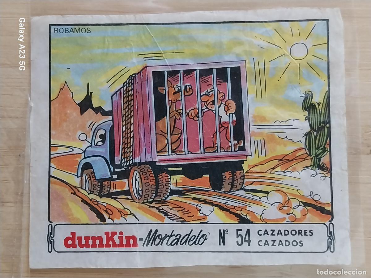 Coleccionismo cromos antiguos: DUNKIN MORTADELO A&Ntilde;O 1971 EL MEDALLON ROBADO CROMO 54 CAZADORES CAZADOS RECUPERADO ORIGINAL