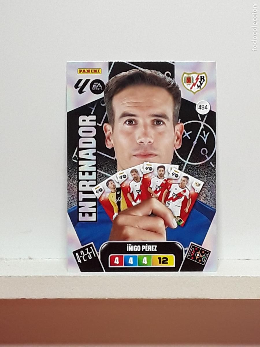 Coleccionismo cromos antiguos: ADRENALYN 2025 2026 25 26 ALBUM PANINI LIGA N 494 RAYO VALLECANO ENTRENADOR I&Ntilde;IGO PEREZ