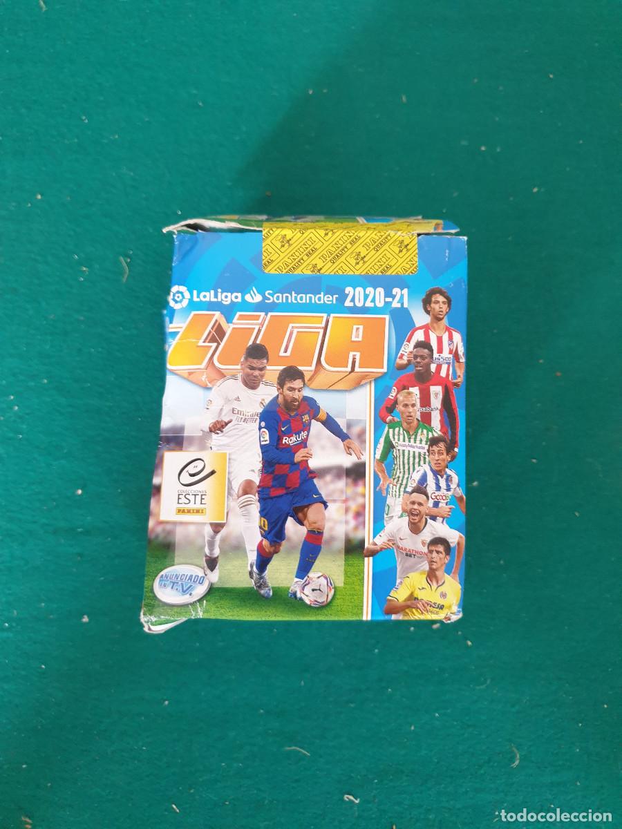 Coleccionismo cromos antiguos: 1 CAJA CON 50 SOBRES SIN ABRIR CROMOS LIGA ESTE 2020-2021-PANINI