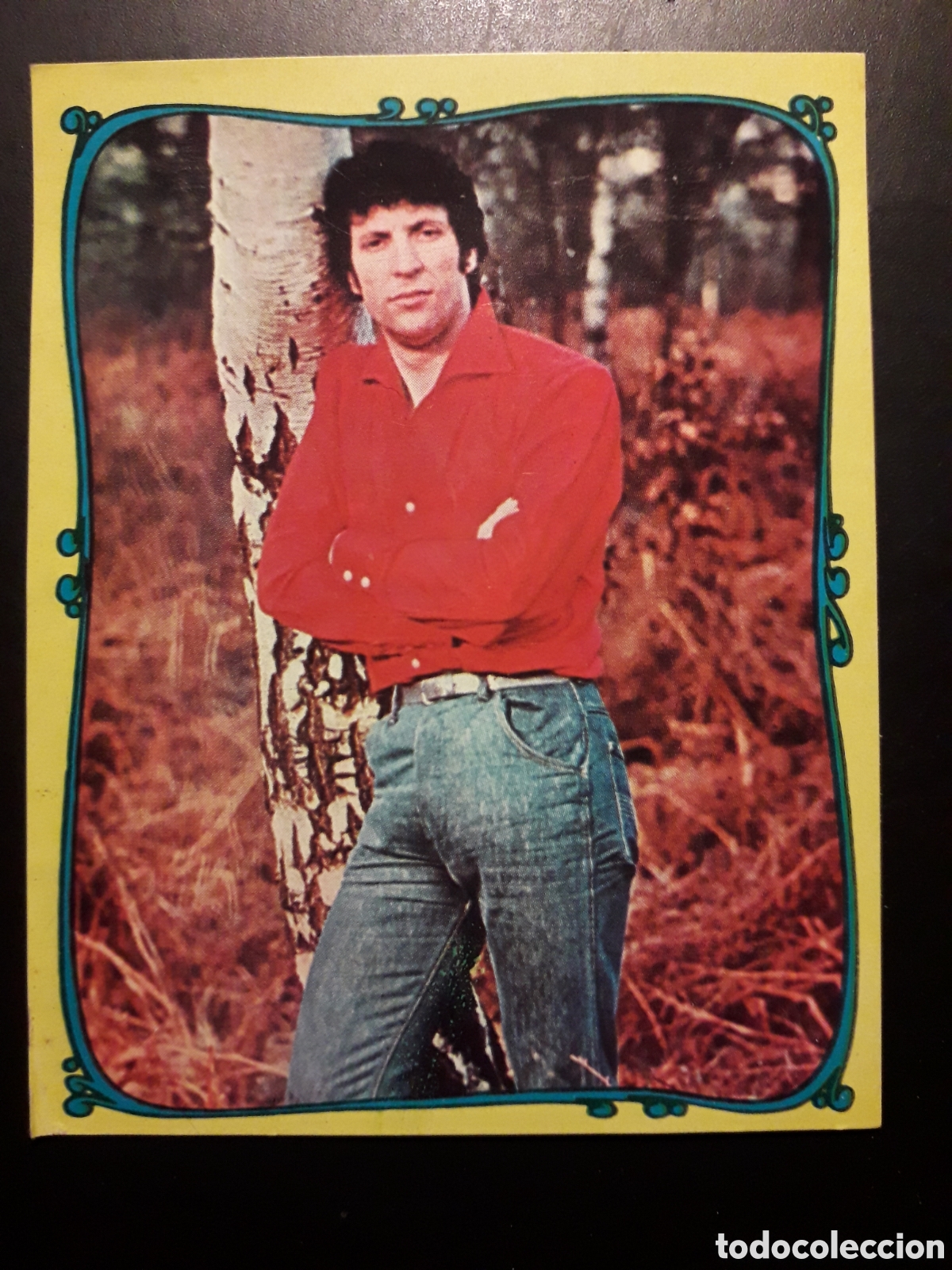 Coleccionismo cromos antiguos: TOM JONES, FAMOSOS DEL DISCO N&deg; 140 ORLA AMARILLO ESTE 1968 DESPEGADO, PEDIDO M&Iacute;NIMO 3&euro;