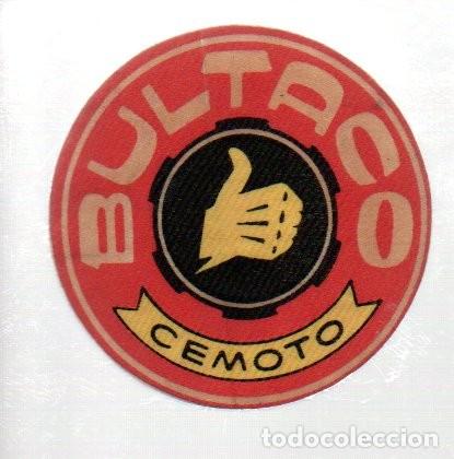Coleccionismo cromos antiguos: ANTIGUO CROMO ADHESIVO DE TELA. TUS GRANDES MARCAS DE MOTO. BULTACO - CEMOTO. 6 CM.. SIN PEGAR.