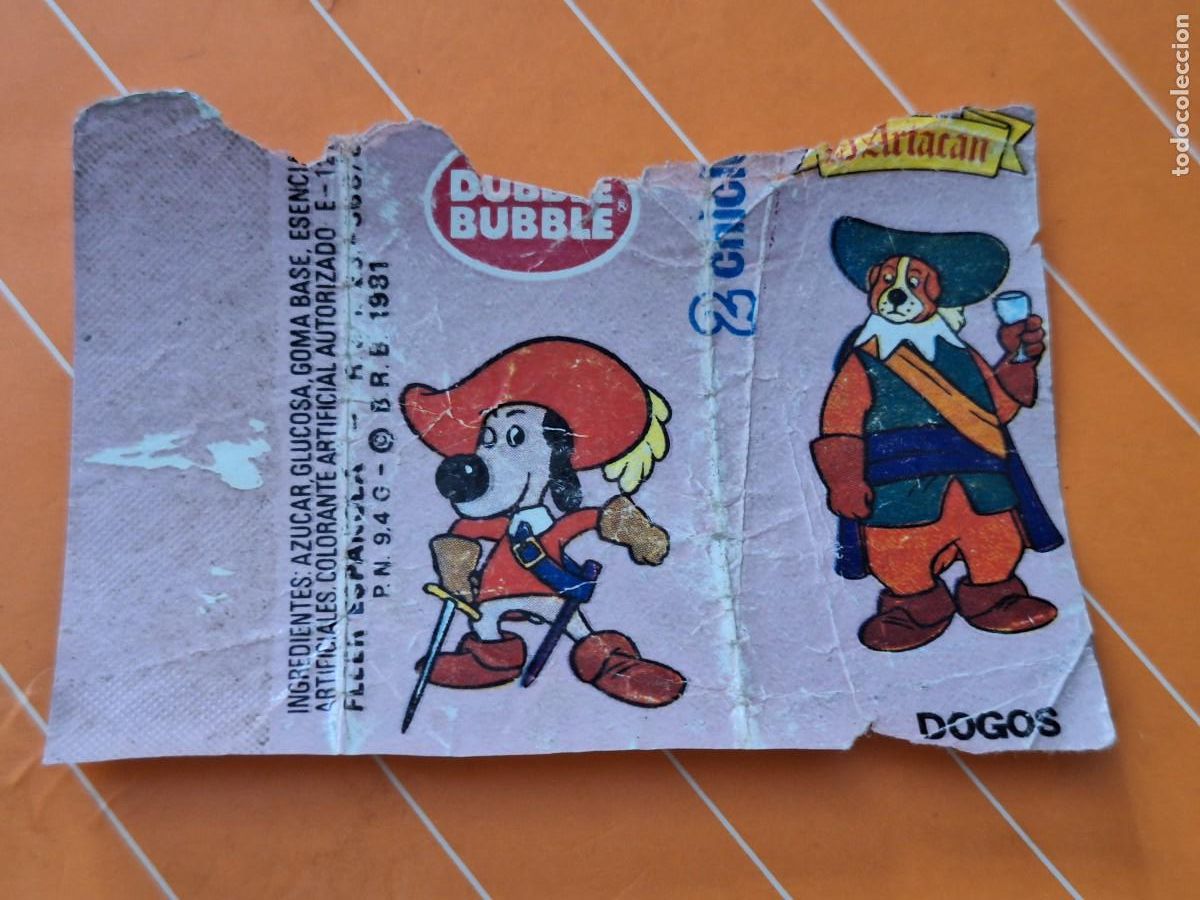 Coleccionismo cromos antiguos: D ENVOLTORIO CHICLE FRESA DUBBLE BUBBLE 1981 serie tv DARTACAN Y LOS 3 MOSQUEPERROS DOGOS