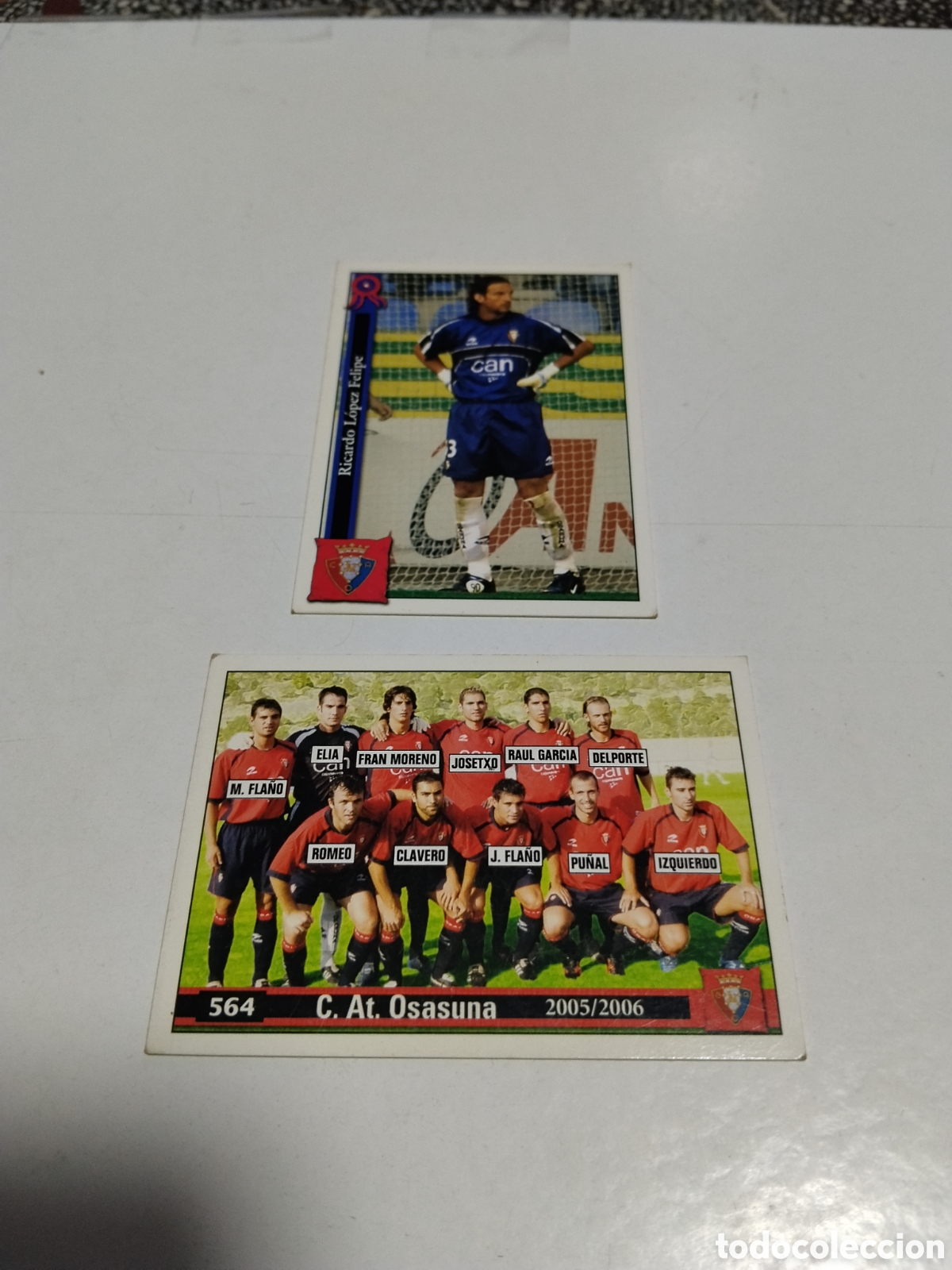 Coleccionismo cromos antiguos: 2 Cromos C.At. Osasuna 2005/2006