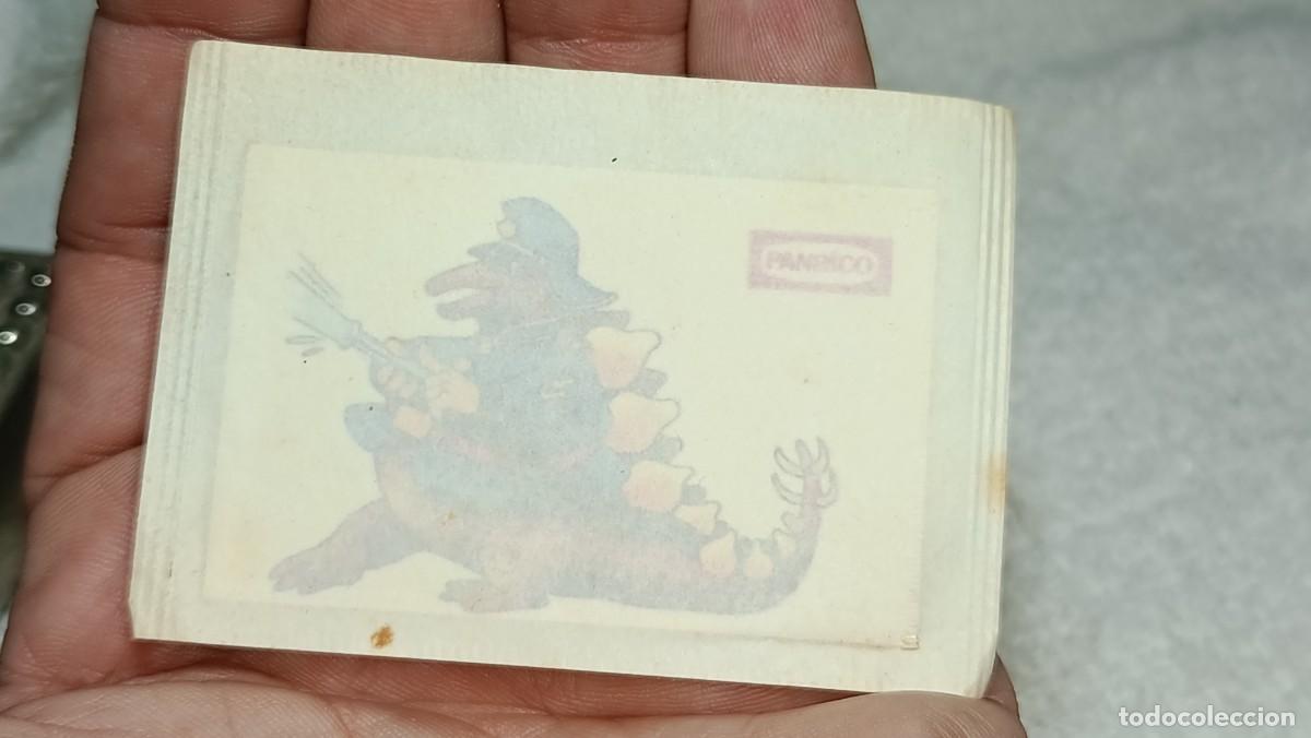 Coleccionismo cromos antiguos: PANRICO : ANTIGUO CROMO SIN ABRIR DINOSAURIOS DIVERTIDISIMOS ADHESIVOS A&Ntilde;OS 90