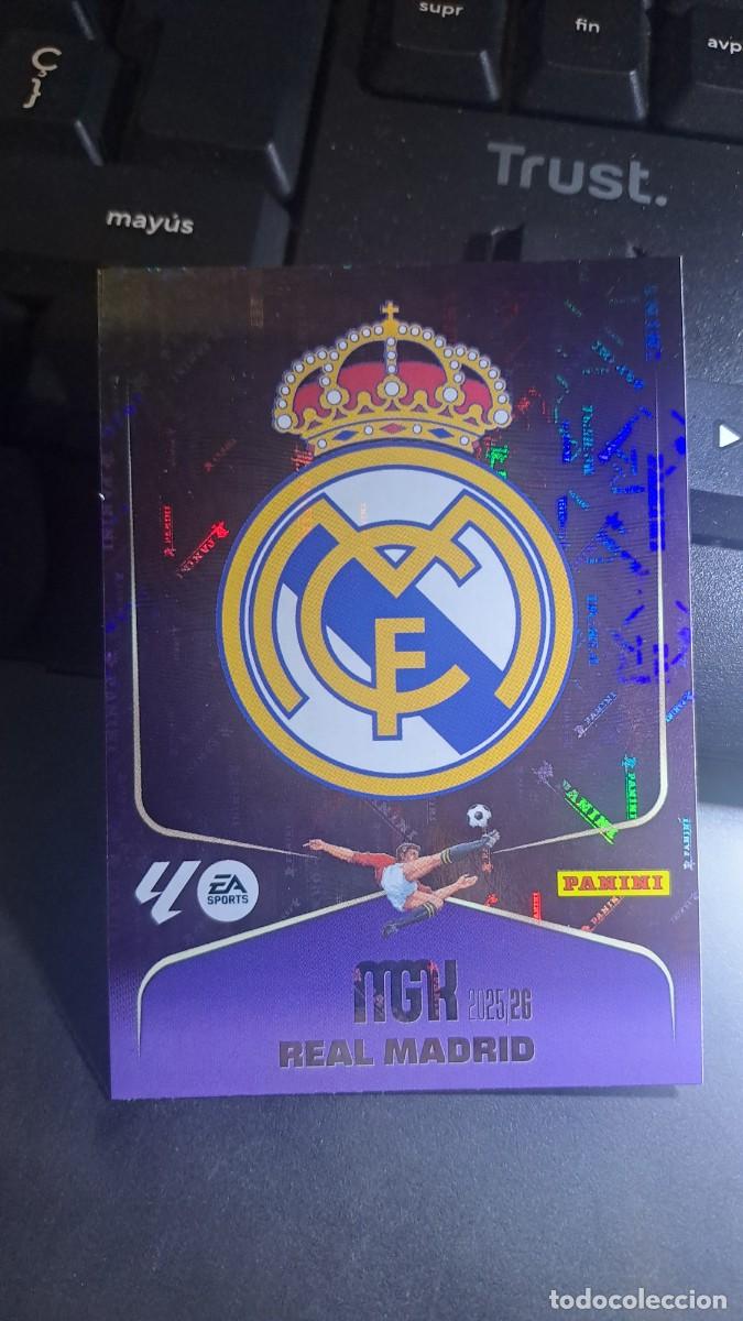 Coleccionismo cromos antiguos: MEGACRACKS ESCUDO REAL MADRID 217 CROMO LIGA 2025 2026 25 26 MGK PANINI