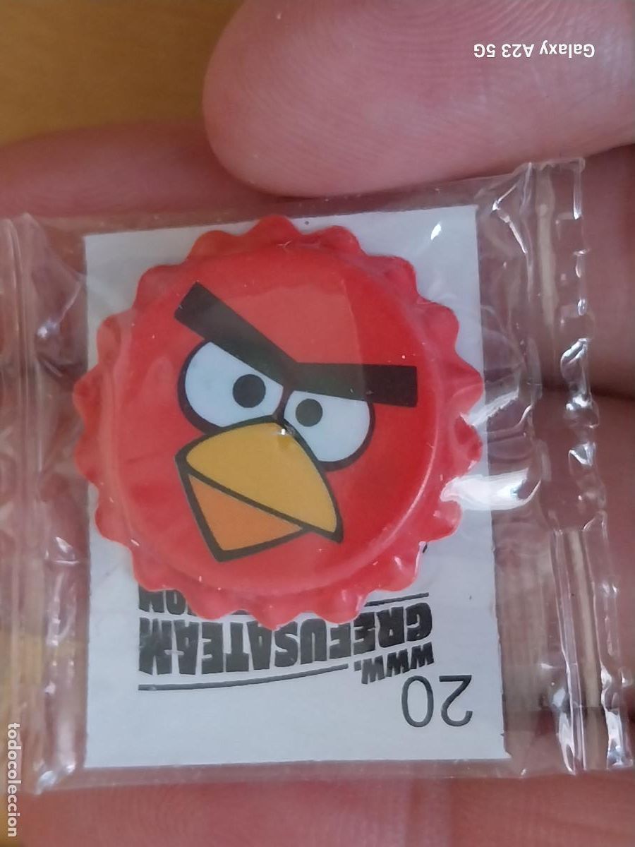 Coleccionismo cromos antiguos: GREFUSA PIPAS ANGRY BIRDS CHAPA RED PLASTICO 2.6CMS BLISTER ORIGINAL CERRADO N&ordm; 20 A&Ntilde;O 2012