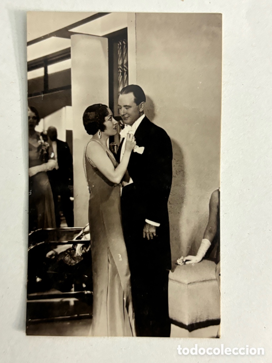 Coleccionismo cromos antiguos: Cromo &aacute;lbum las estrellas del cine y sus gestos Gloria Swanson estrella 21 gesto 3