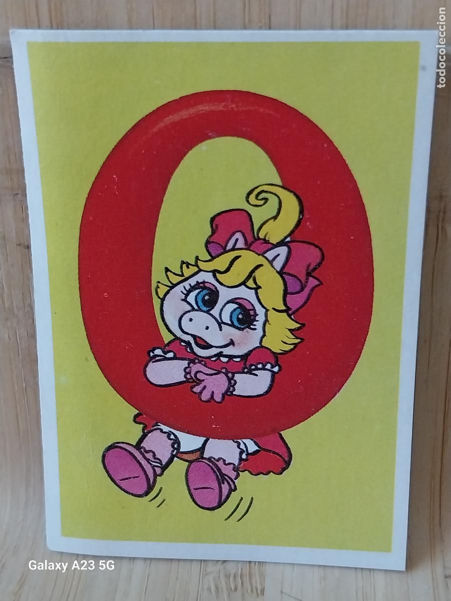 Coleccionismo cromos antiguos: PEQUE&Ntilde;ECOS BARRIO SESAMO SESAME STREET ED ESTE 1986 CROMO 107 LETRA O PIGGY ORIGINAL RECUPERADO
