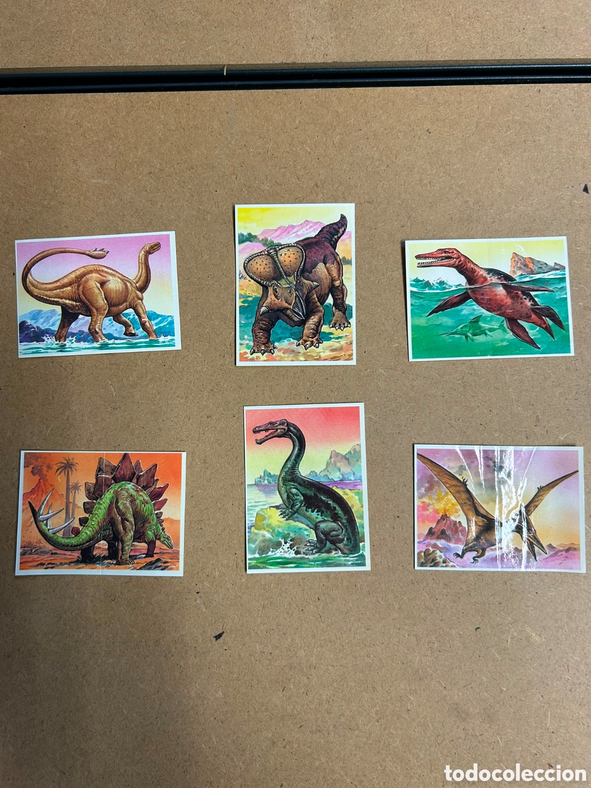 Coleccionismo cromos antiguos: Cromos bollycao de los dinosaurios a&ntilde;os 80