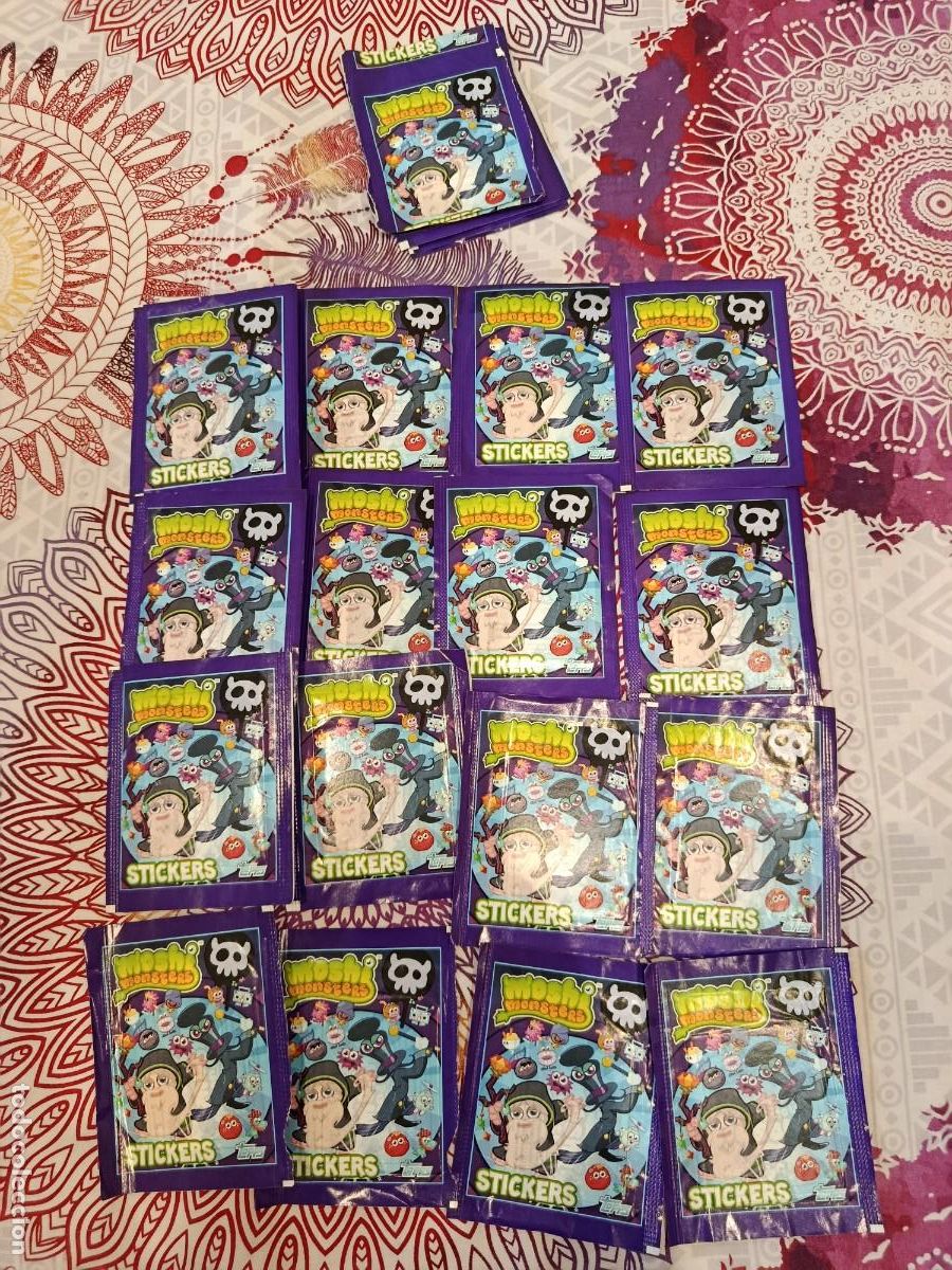 Coleccionismo cromos antiguos: LOTE MOSHI MONSTERS 30 SOBRES DE CROMOS
