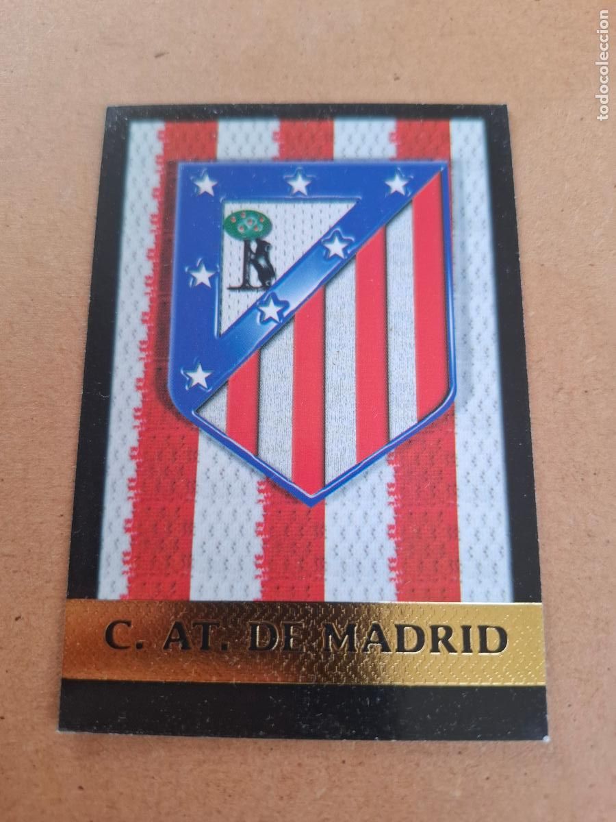Coleccionismo cromos antiguos: MUNDICROMO 1999 2000 99 00 - 217 ESCUDO -AT. MADRID