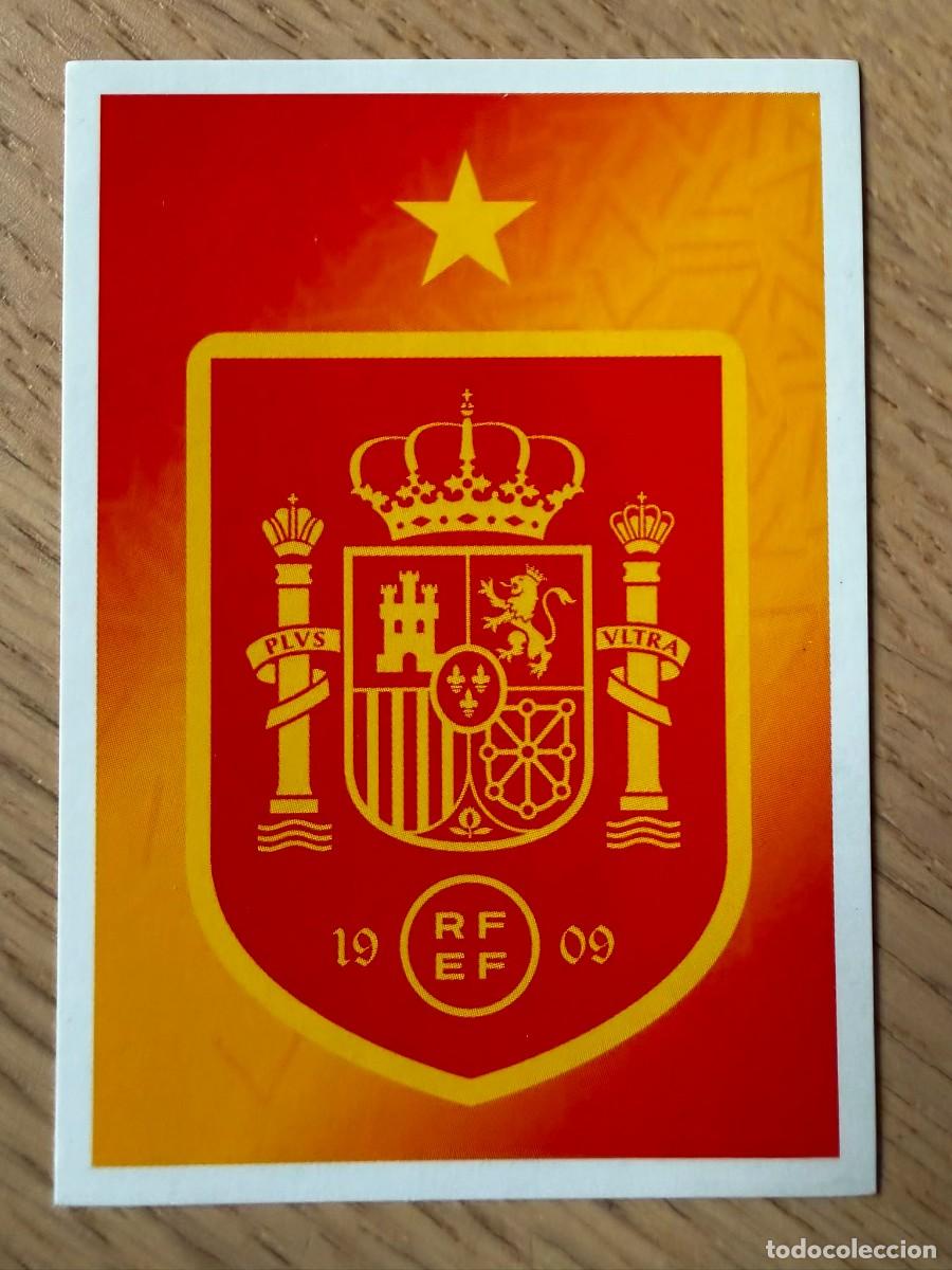 Coleccionismo cromos antiguos: 1 ESCUDO ESPA&Ntilde;A LOS IDOLOS DE LA ROJA CRACKS CARREFOUR ESPA&Ntilde;A MUNDIAL 2022 22 SIN PEGAR PANINI