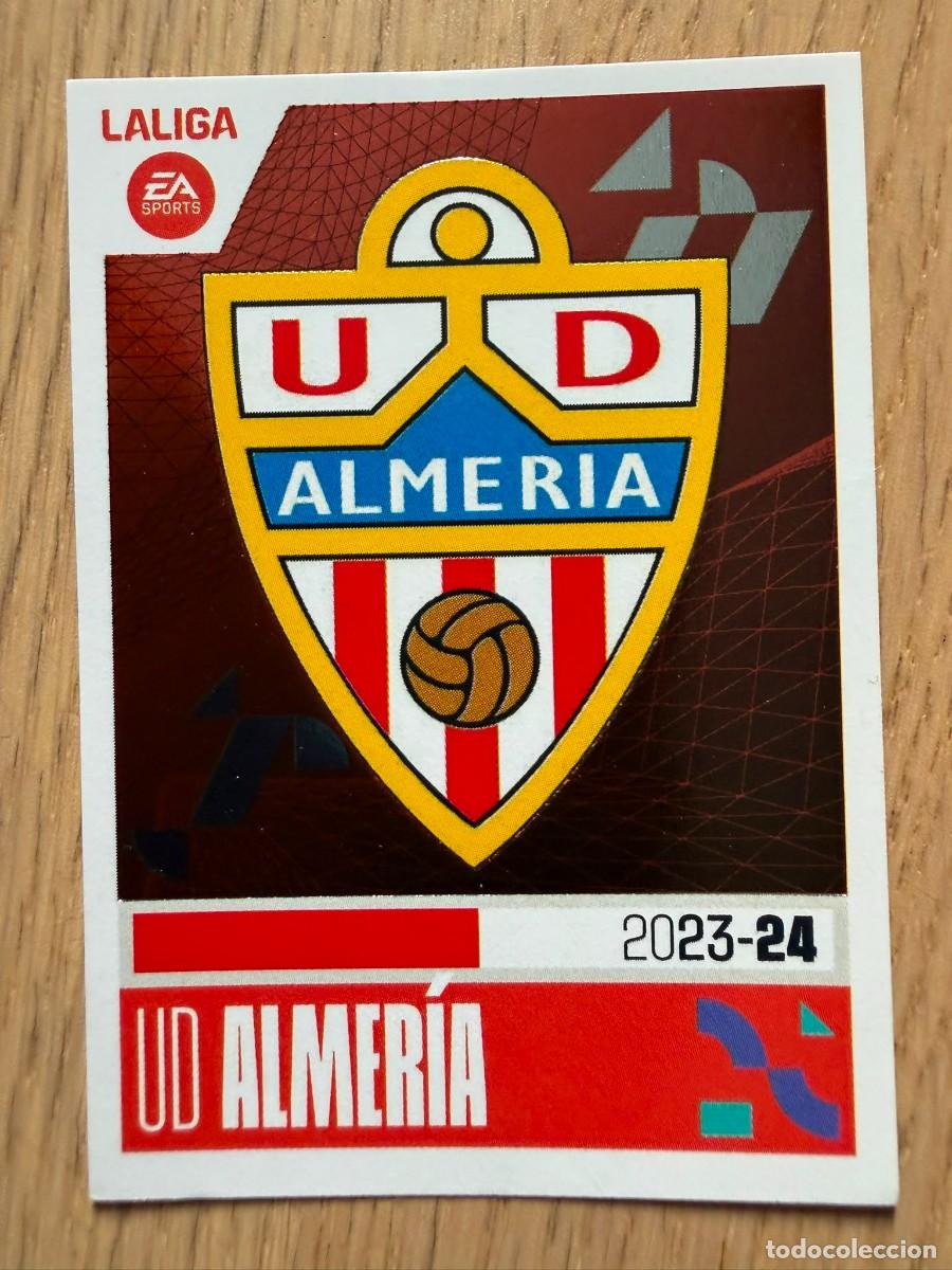 Coleccionismo cromos antiguos: 1 ESCUDO UD ALMERIA 23 24 2023 2024 LIGA EA SPORTS COLECCIONES ESTE SIN PEGAR STICKER