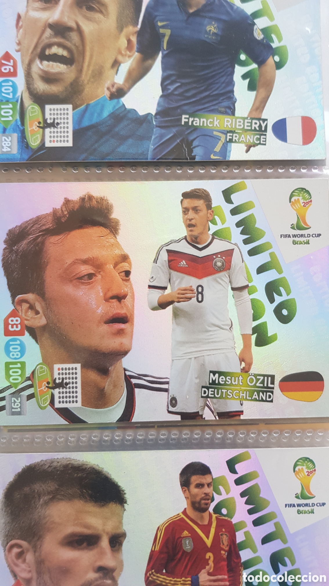 Coleccionismo cromos antiguos: Carta de edici&oacute;n limitada de Mesut &Ouml;zil
