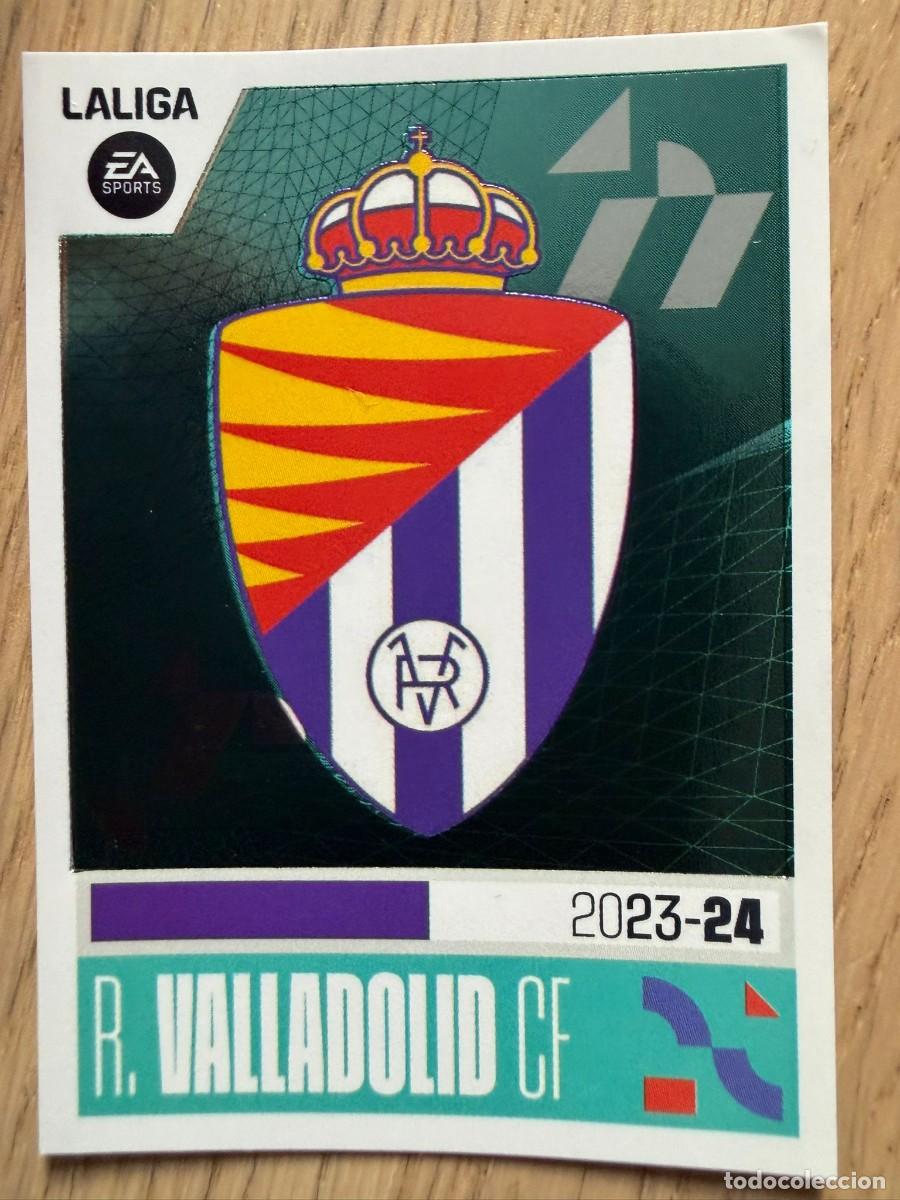 Coleccionismo cromos antiguos: 20 ESCUDO REAL VALLADOLID 23 24 2023 2024 LIGA EA SPORTS COLECCIONES ESTE SIN PEGAR STICKER