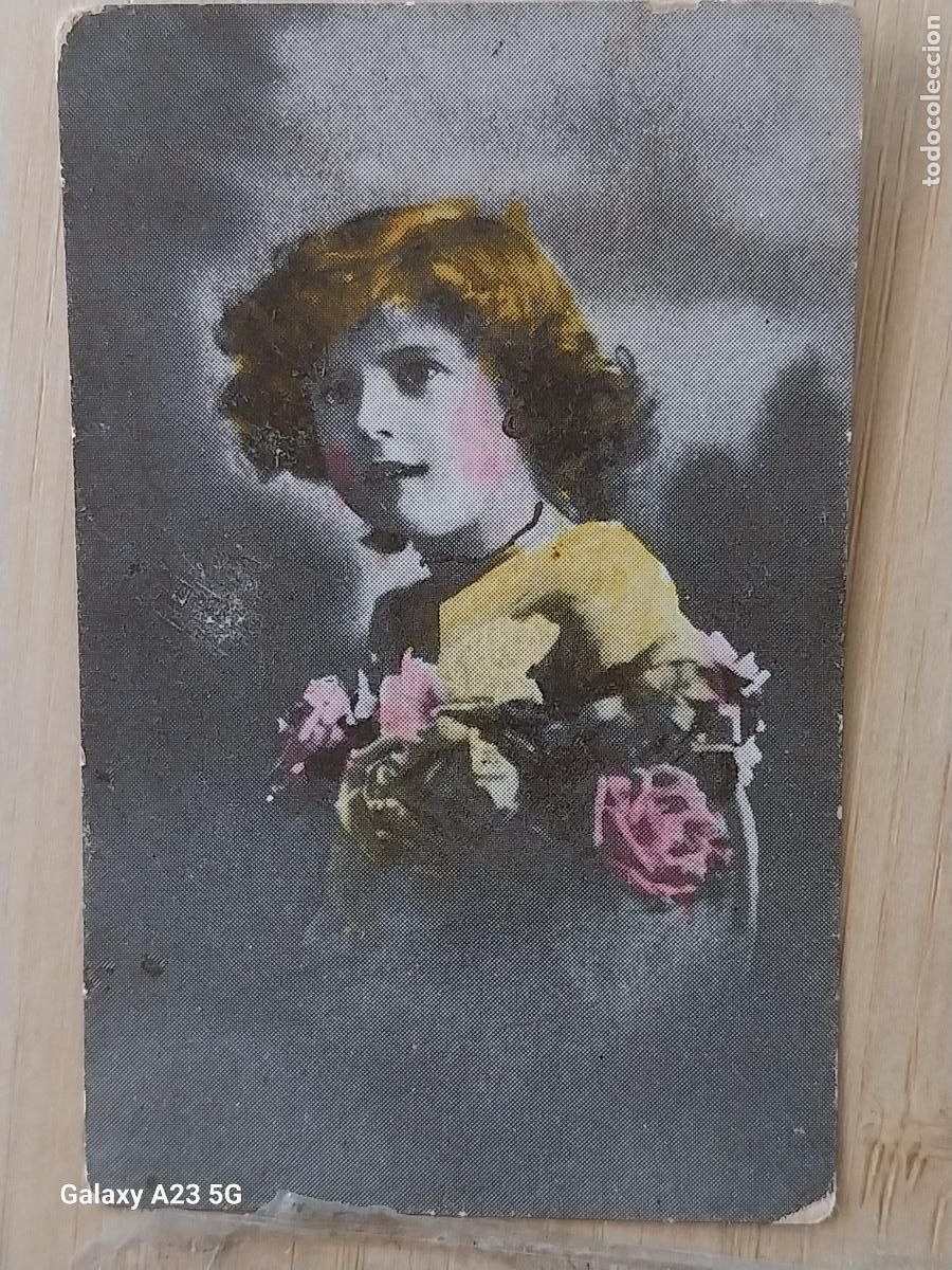 Coleccionismo cromos antiguos: AMATLLER CHOCOLATE CROMO 144 MINI POSTAL NI&Ntilde;A FLORES COLOREADA PPOS SXX 7.1X4.6CMS