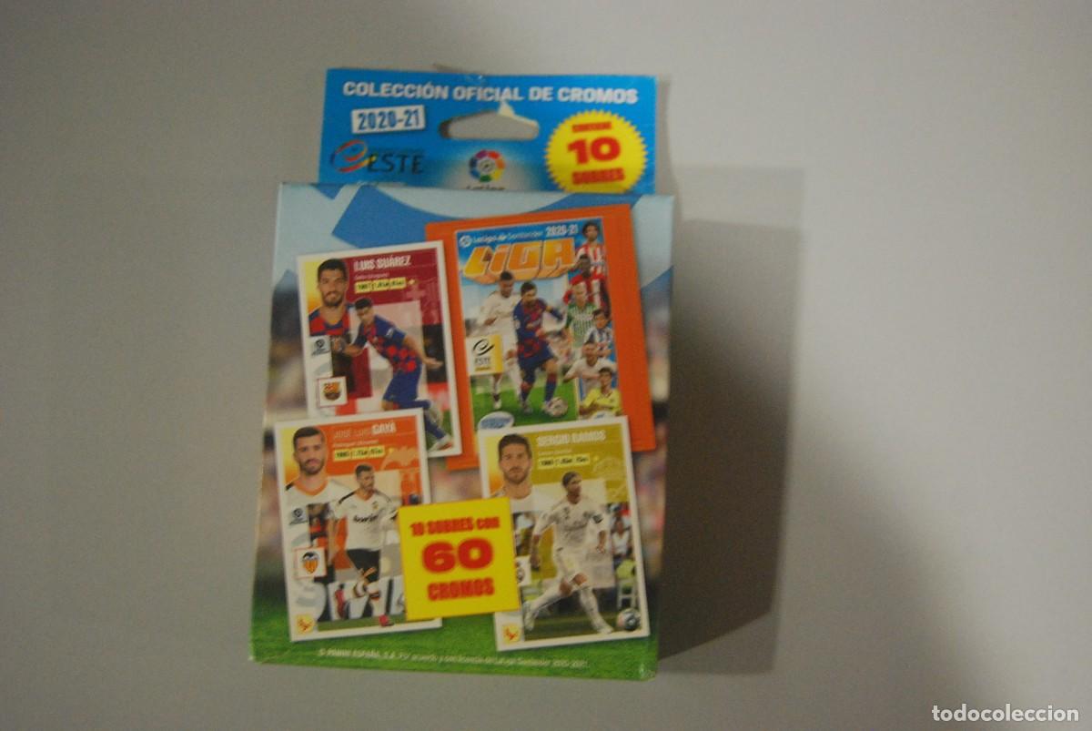 Colecionismo Cromos antigos: CAJA VACIA CONTENIA 10 SOBRES LIGA SANTANDER 2020-21 MESSI SERGIO RAMOS Y OTROS EN CAJA (VER FOTOS)