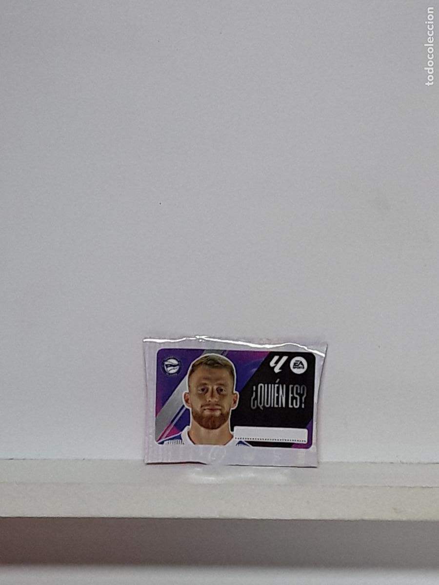 Coleccionismo cromos antiguos: LALIGA ESTE 2025 2026 EA SPORTS 25 26 ALBUM PANINI LIGA N ALAVES CHICLE QUIEN ES CARLOS VICENTE