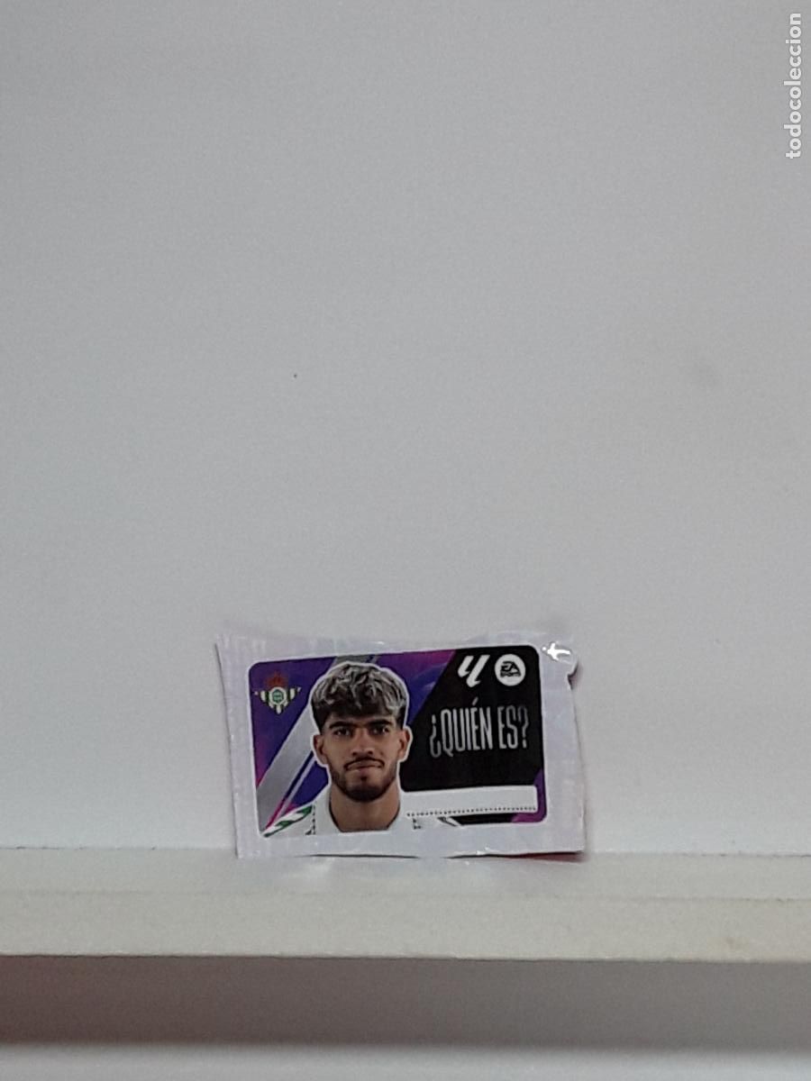Coleccionismo cromos antiguos: LALIGA ESTE 2025 2026 EA SPORTS 25 26 ALBUM PANINI LIGA N BETIS CHICLE QUIEN ES ABDE