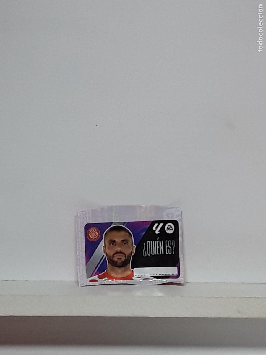 Coleccionismo cromos antiguos: LALIGA ESTE 2025 2026 EA SPORTS 25 26 ALBUM PANINI LIGA N GIRONA CHICLE QUIEN ES DAVID LOPEZ