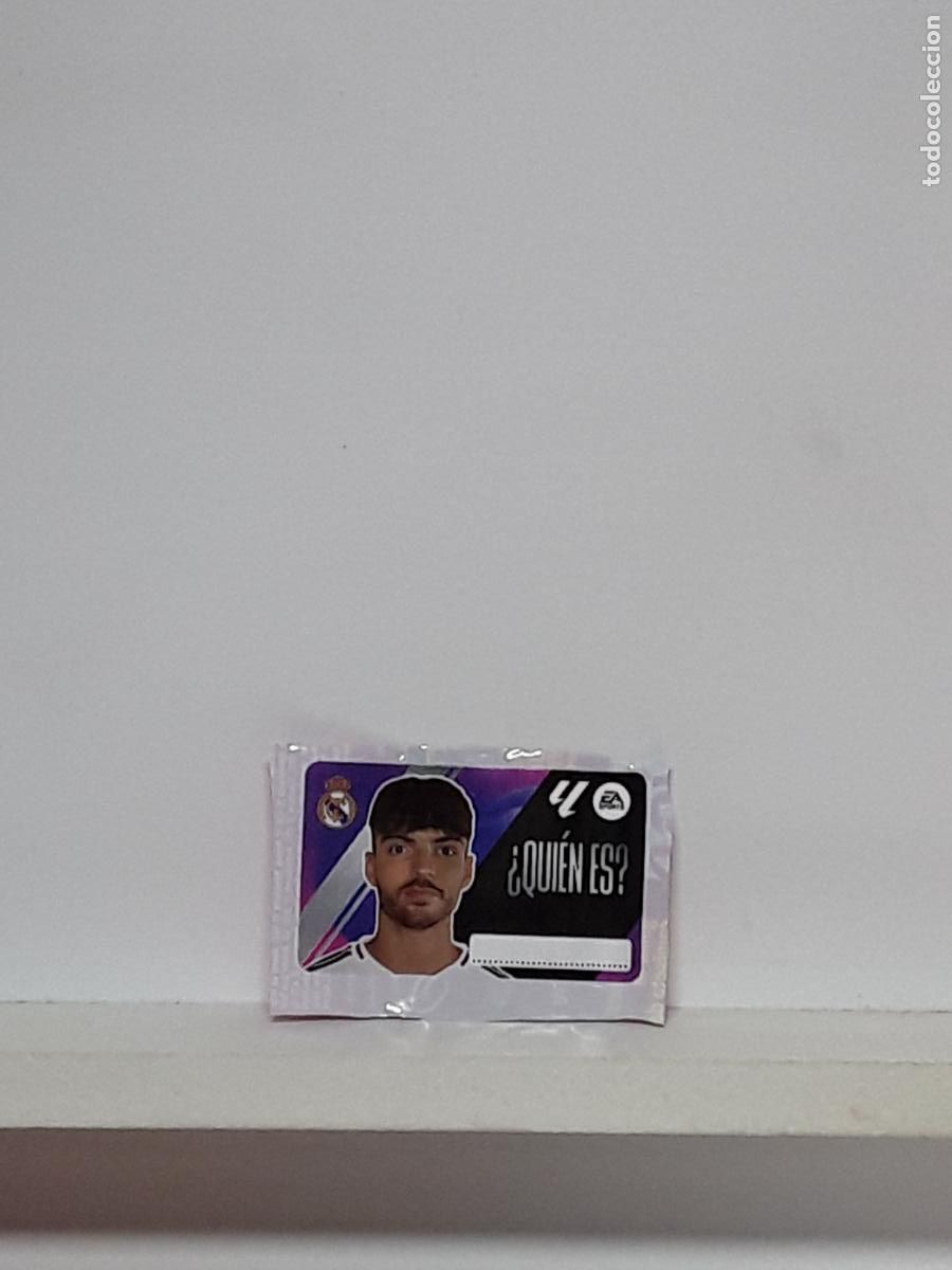 Coleccionismo cromos antiguos: LALIGA ESTE 2025 2026 EA SPORTS 25 26 ALBUM PANINI LIGA N REAL MADRID CHICLE QUIEN ES RAUL ASENCIO