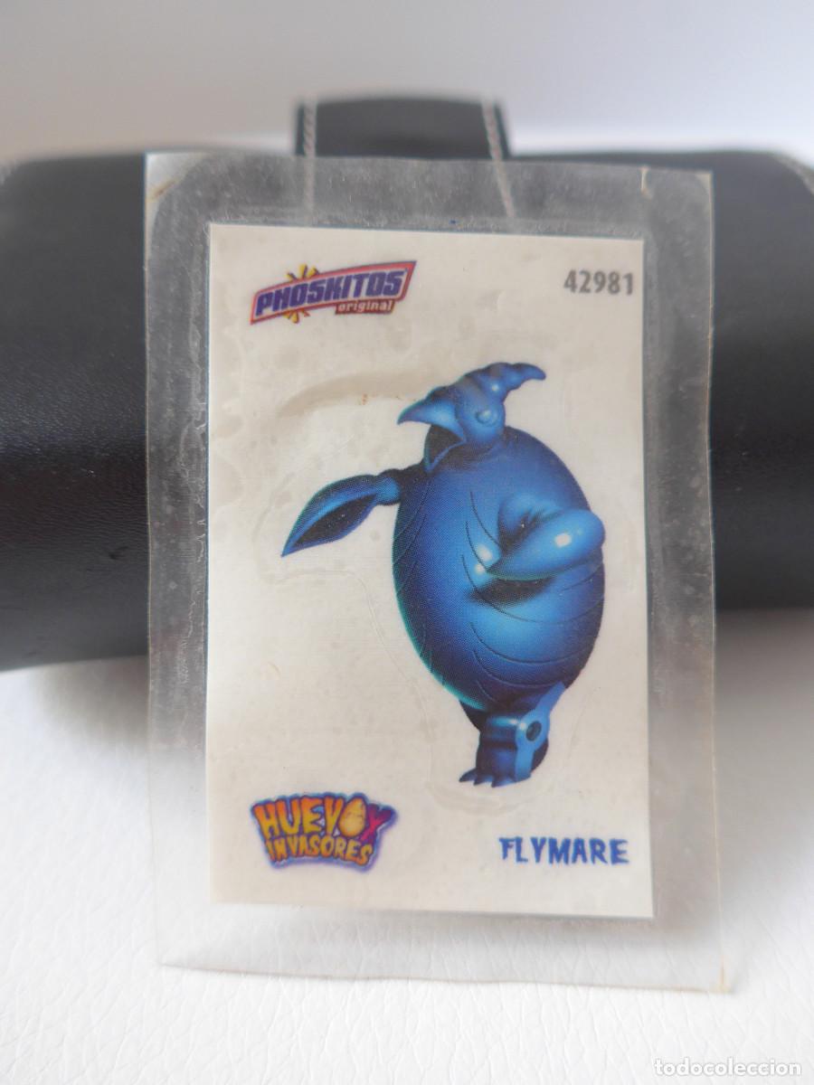 Coleccionismo cromos antiguos: PHOSKITOS HUEVO INVASORES FLYMARE
