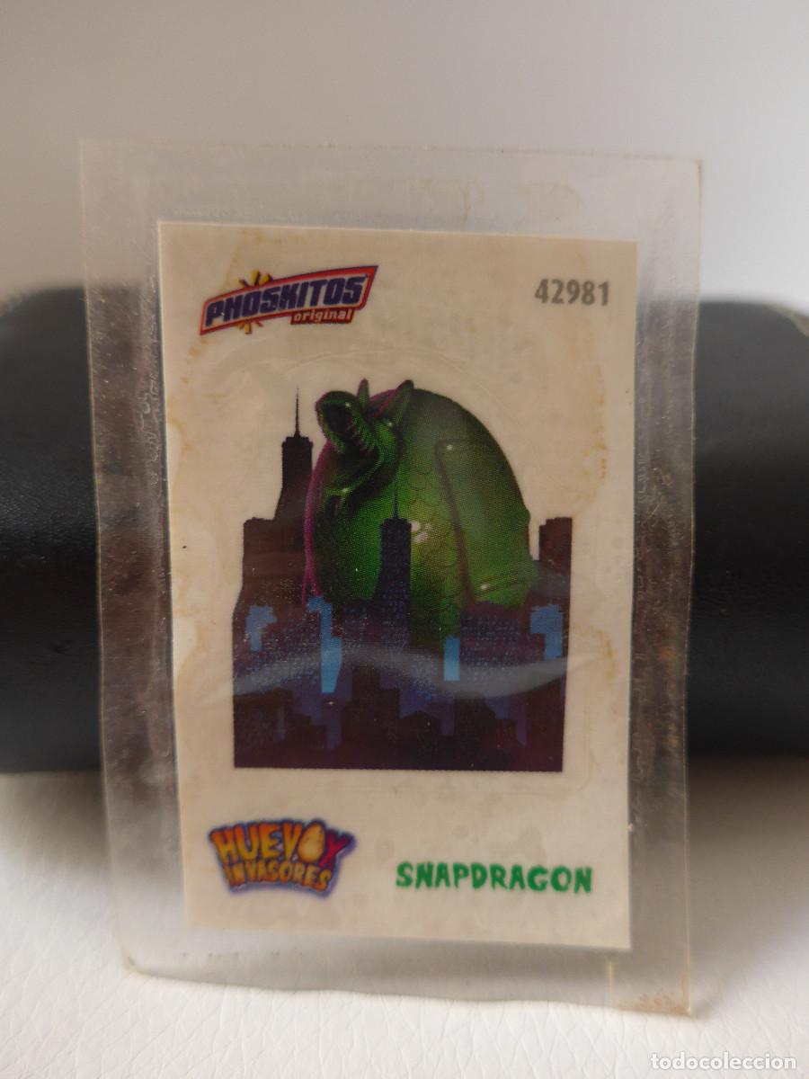 Coleccionismo cromos antiguos: PHOSKITOS HUEVO INVASORES SNAPDRAGON