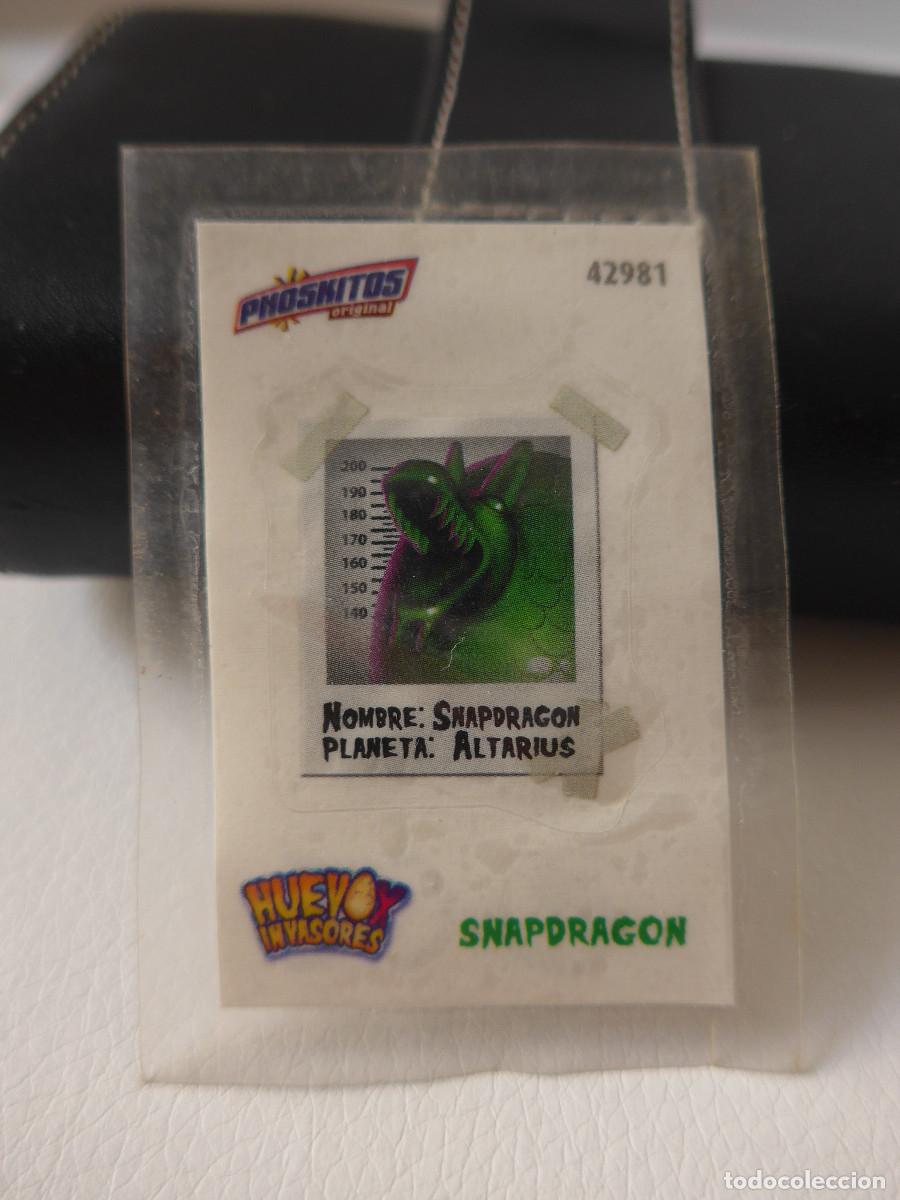 Coleccionismo cromos antiguos: PHOSKITOS HUEVO INVASORES SNAPDRAGON