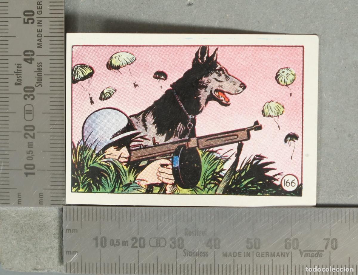 Coleccionismo cromos antiguos: CROMO. Perro paracaidista militar y soldado 166