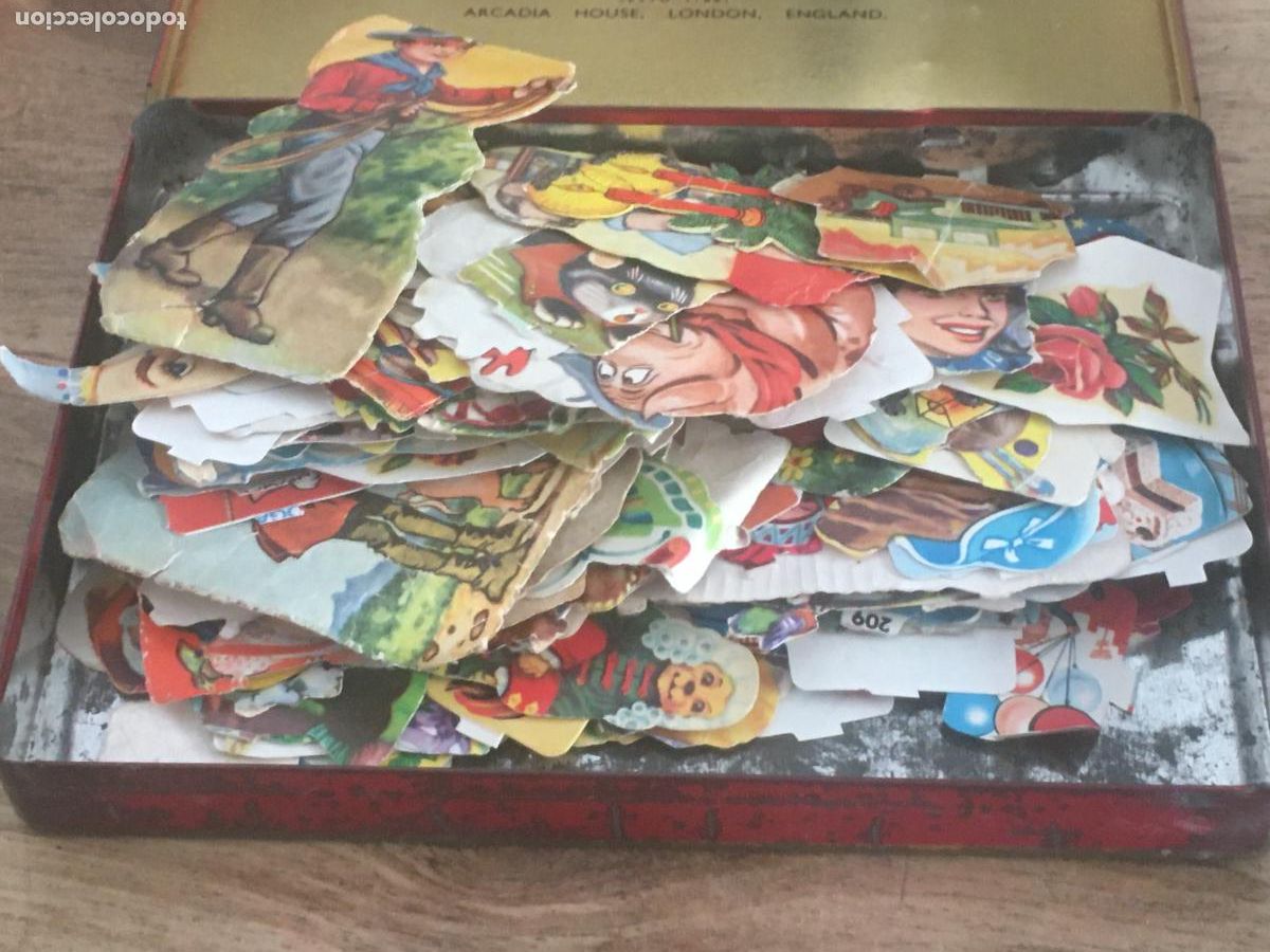 Coleccionismo cromos antiguos: caja con lote cromos de picar antiguos