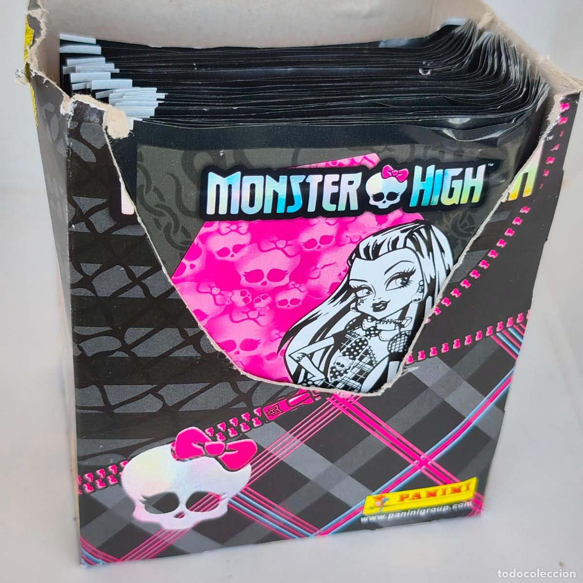 Coleccionismo cromos antiguos: Monster high Fearbook - Cajita con 46 sobres - Colecci&oacute;n Oficial Panini