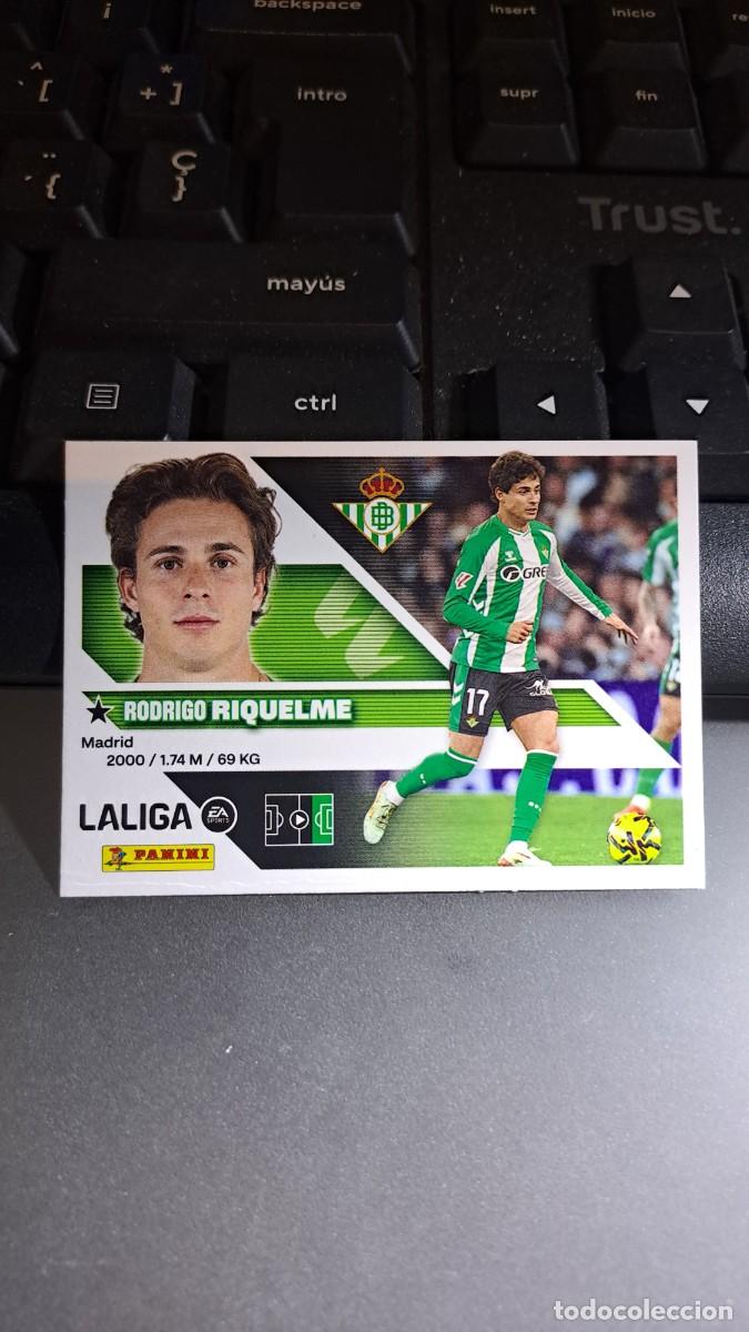 Coleccionismo cromos antiguos: CROMO RIQUELME 17 BETIS LIGA 2026 2027 26 27 ESTE PANINI NUNCA PEGADO