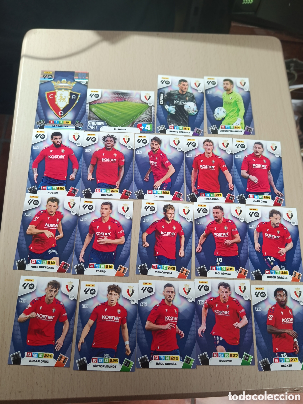 Coleccionismo cromos antiguos: OSASUNA LOTE 19 CROMOS EQUIPO COMPLETO LIGA ADRENALYN 25 26 2025 2026 PANINI