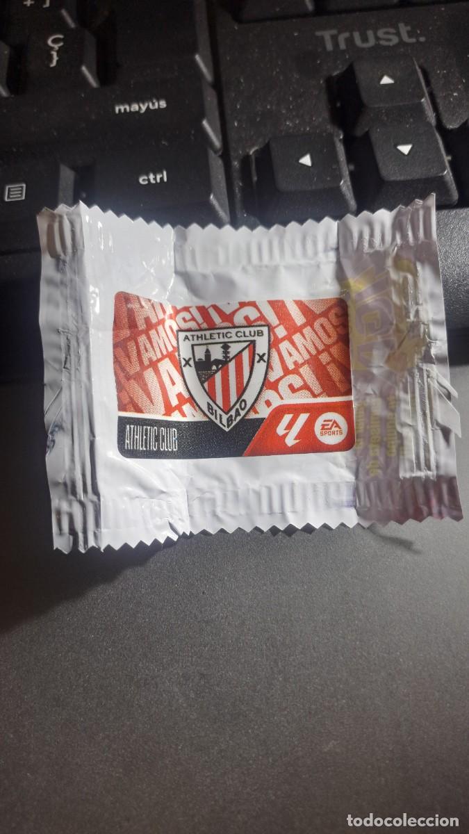 Coleccionismo cromos antiguos: CROMO ESCUDO ATHLETIC CLUB DE BILBAO CHICLE LIGA 2026 2027 26 27 ESTE PANINI NUNCA PEGADO