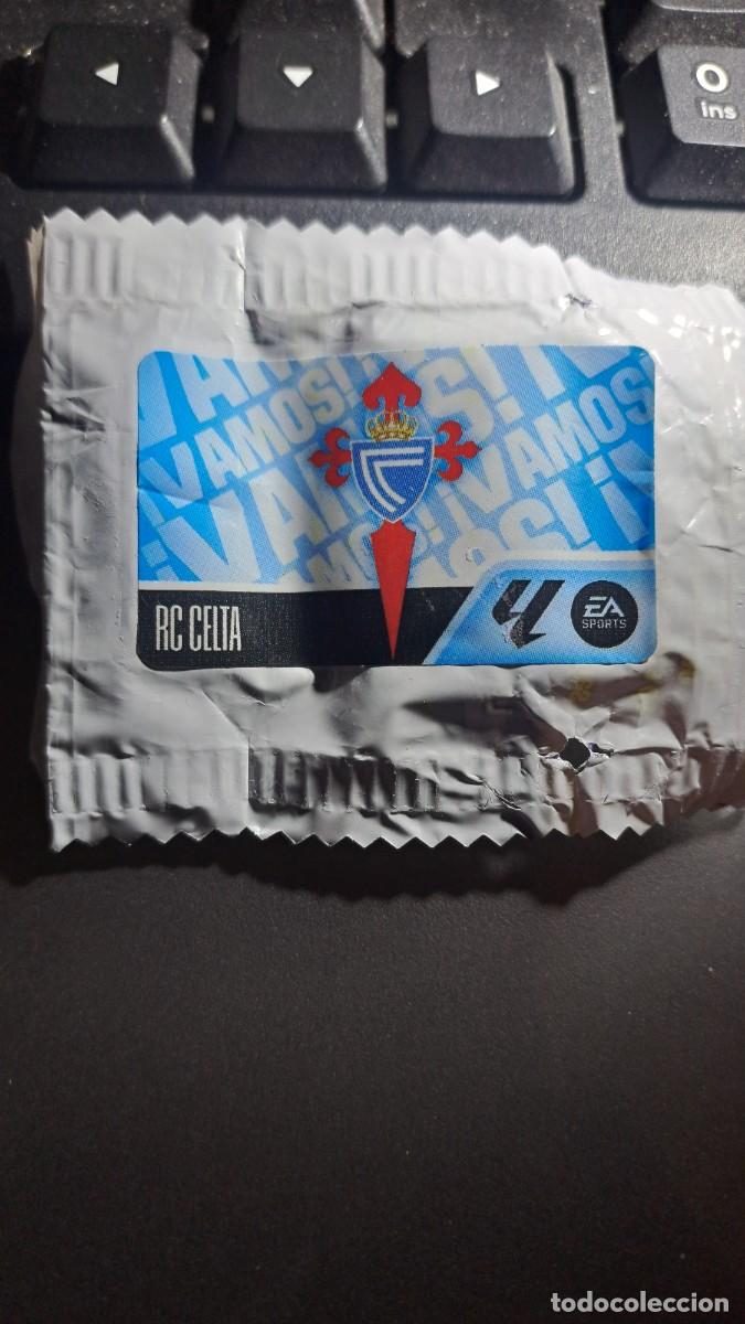 Coleccionismo cromos antiguos: CROMO ESCUDO CELTA DE VIGO CHICLE LIGA 2026 2027 26 27 ESTE PANINI NUNCA PEGADO