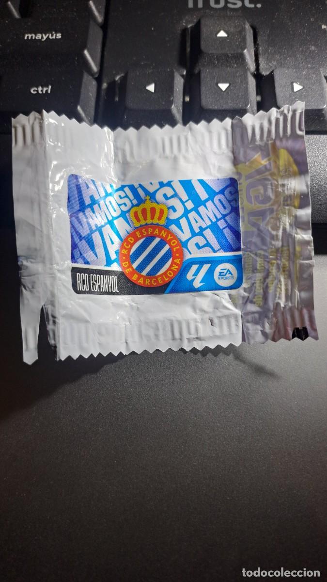 Coleccionismo cromos antiguos: CROMO ESCUDO ESPANYOL CHICLE LIGA 2026 2027 26 27 ESTE PANINI NUNCA PEGADO
