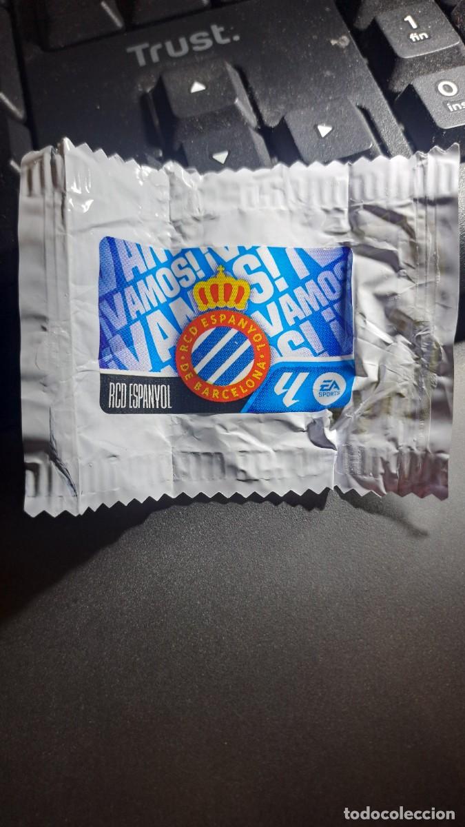 Coleccionismo cromos antiguos: CROMO ESCUDO ESPANYOL CHICLE LIGA 2026 2027 26 27 ESTE PANINI NUNCA PEGADO