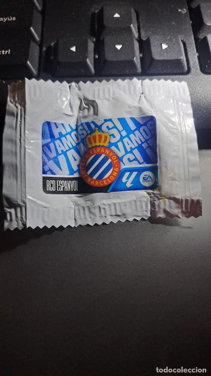 Coleccionismo cromos antiguos: CROMO ESCUDO ESPANYOL CHICLE LIGA 2026 2027 26 27 ESTE PANINI NUNCA PEGADO